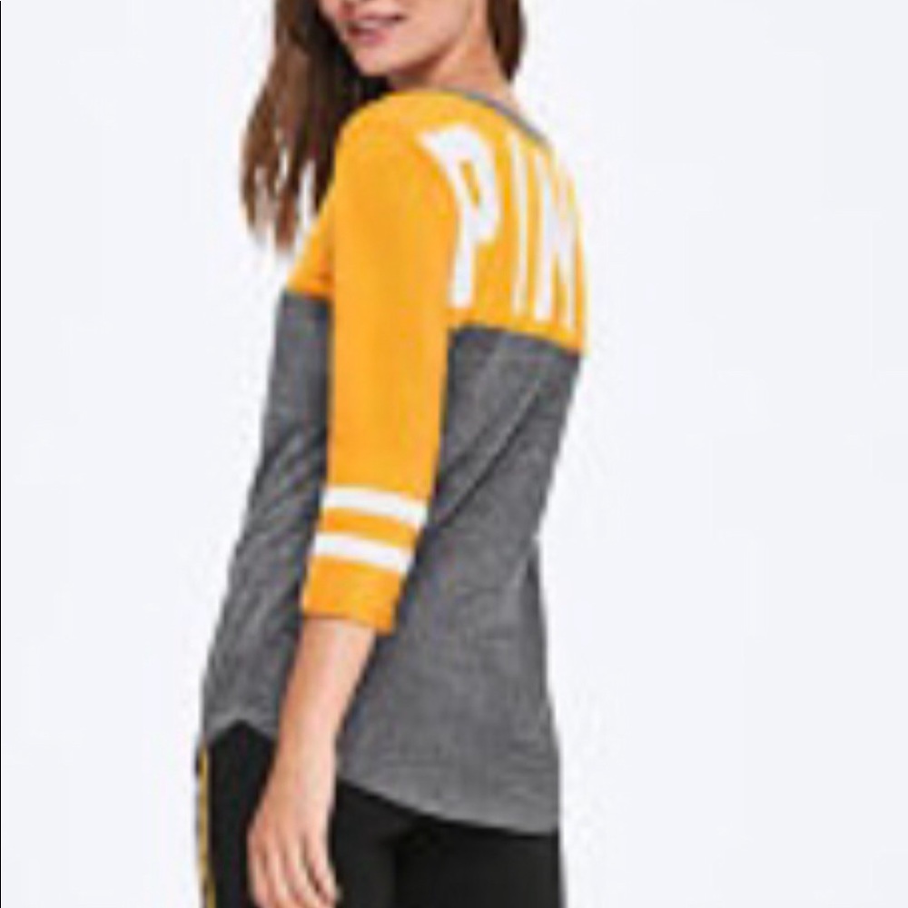 Vs pink long sleeve campus tee sz sm yellow grey